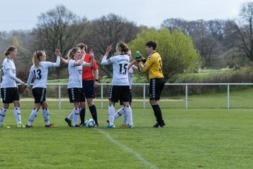 Bild 13 - Frauen SV Henstedt Ulzburg2 : TSV Schoenberg : Ergebnis: Abbruch